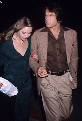 Warren Beatty and Michelle Philipps 1979 OLD PHOTO 3