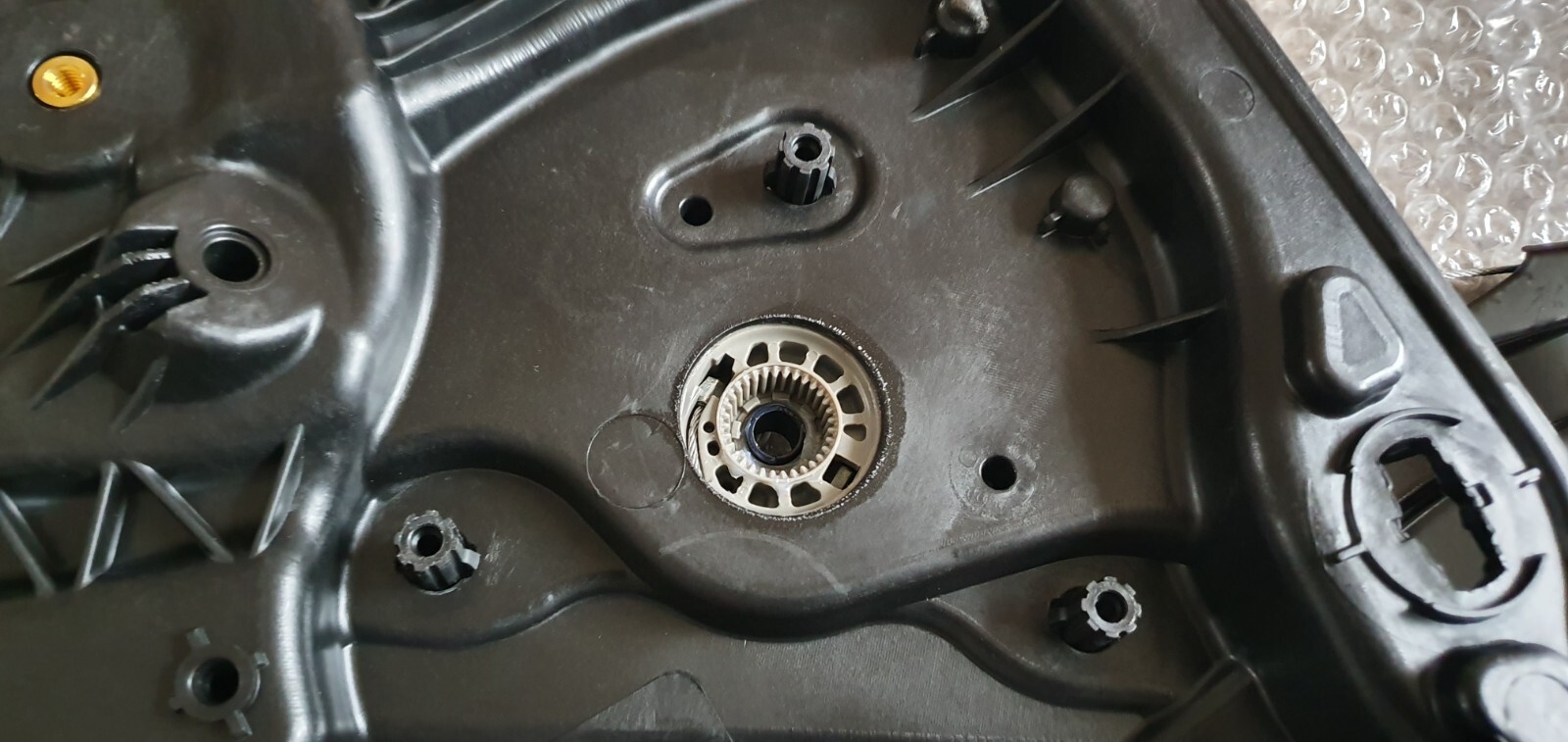 NEW Porsche Cayenne Mk2 201418 Left Rear Door Window Regulator