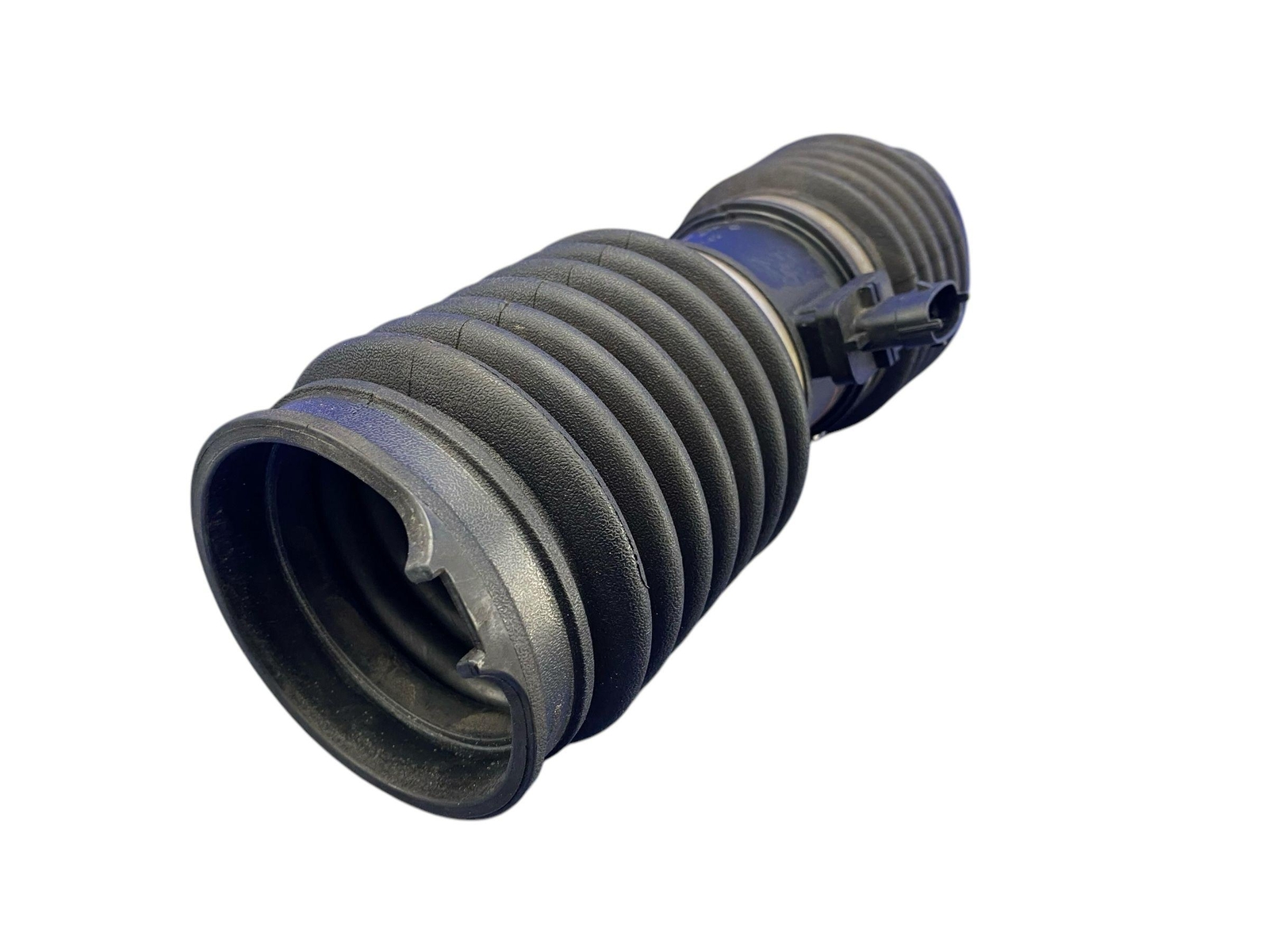 2008-2014 FERRARI CALIFORNIA RWD 4.3L LEFT AIR INTAKE PIPE TUBE HOSE W/ SENSOR