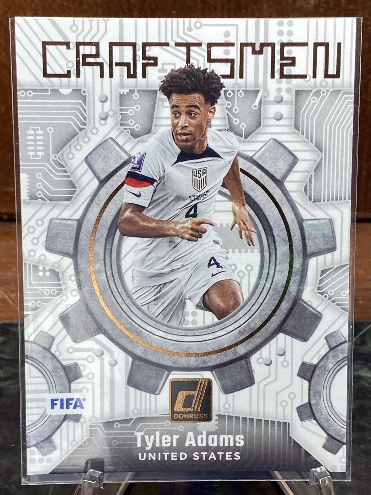 2023-24 Panini Donruss Fifa - Craftsmen Tyler Adams #14