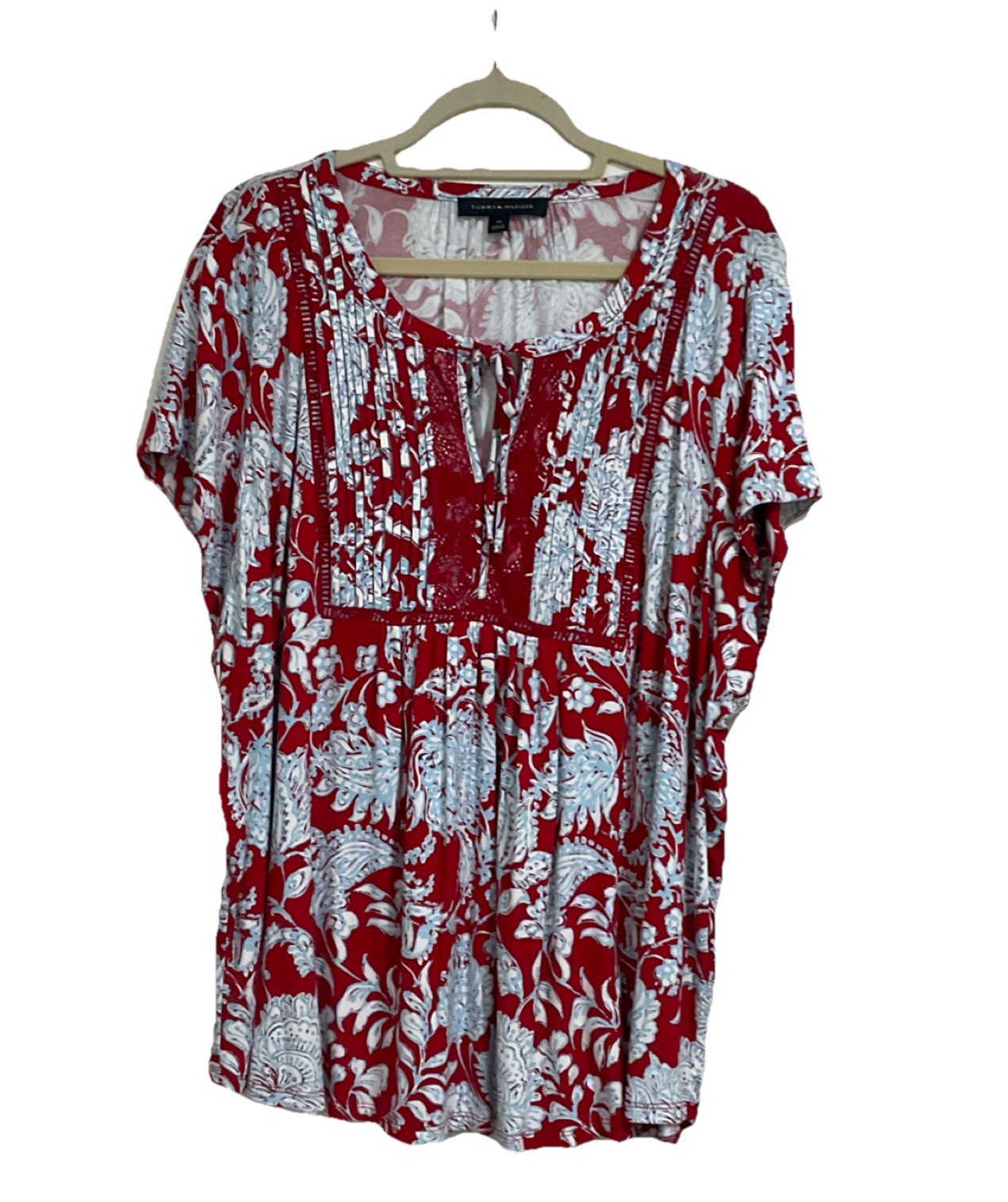 Tommy Hilfiger Women’s 2X Red Floral Lace Short Sleeve Pleated V-Neck Blouse 2X