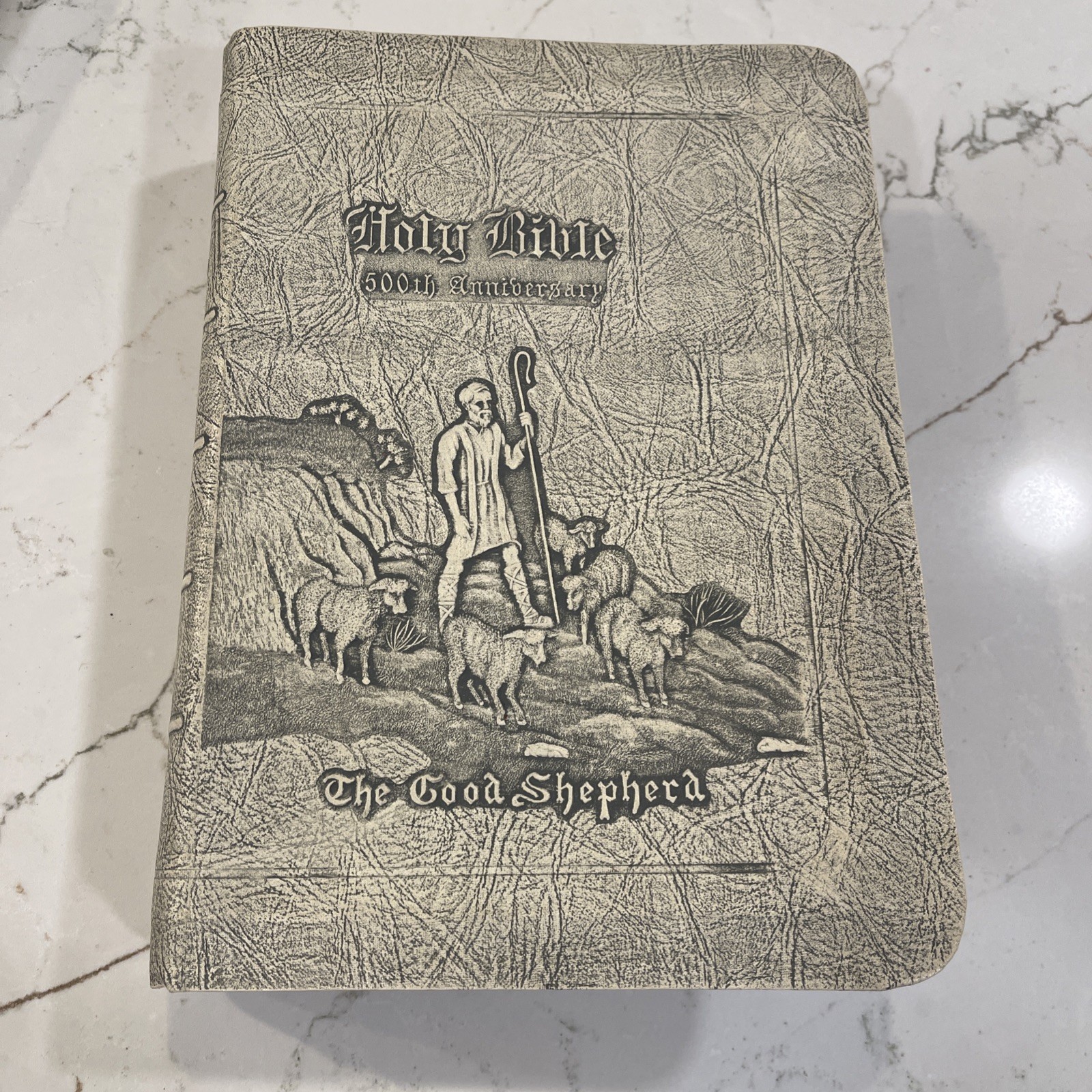 Vtg Holy Bible White The Good Shepherd Christian Workers Edition 1946 In Box