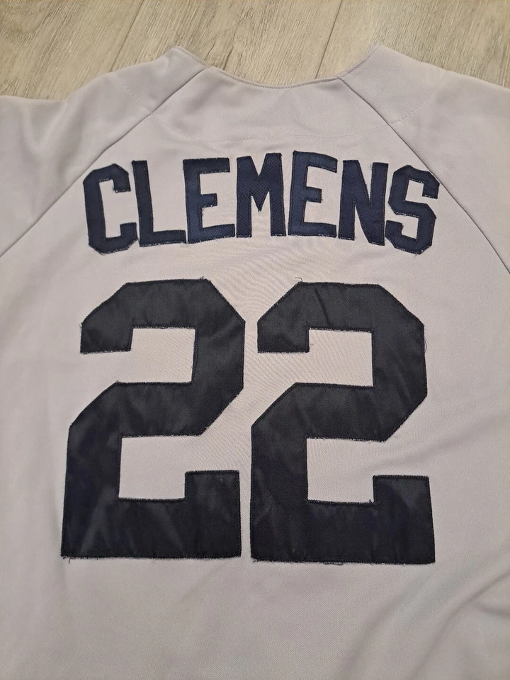 Vintage Roger Clemens Jersey New York Yankees Majestic Gray Button Down MLB - Image 2 of 4