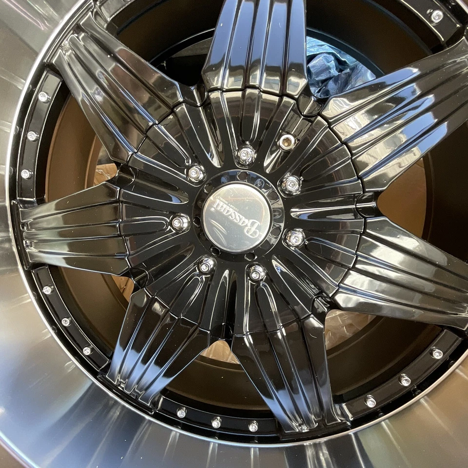 Llanta de lujo Bassani tamaño 22x9,5 B110BML-2217 SIN USAR, EN CAJA negra brillante Foto 3 de 4