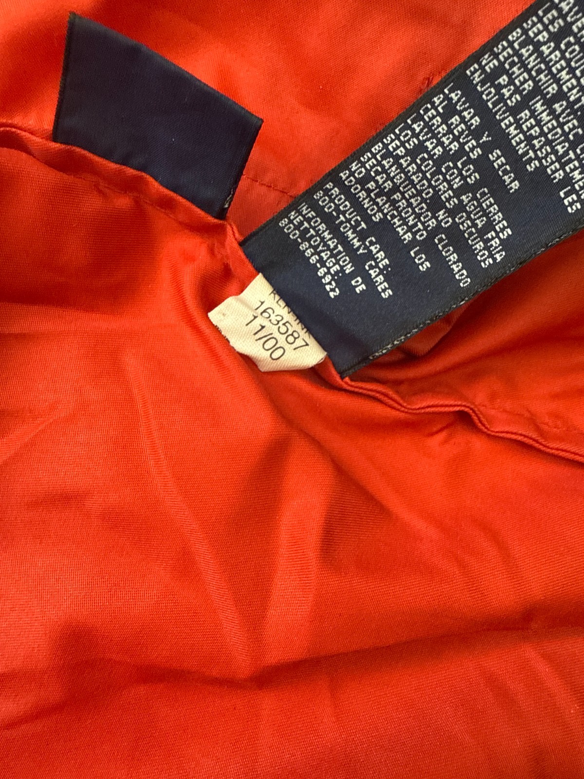 Tommy Hilfiger Denim 2000 Men’s Red Hooded Windbreaker Jacket Size M image 10