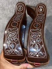 NEW 5'' BROWN ENGRAVED ANGLED WESTERN STIRRUPS