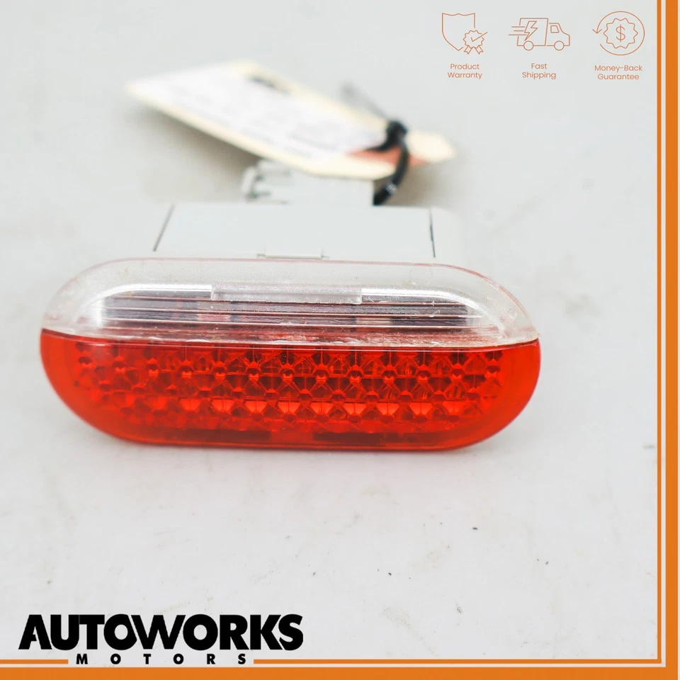 04-09 Jaguar XJ8 VDP X350 Puerta trasera izquierda o derecha Luz de cortesía Lámpara OEM Foto 3 de 4