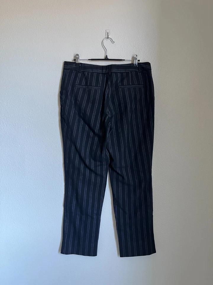 Cartonnier Anthropologie Pinstripe Lou Wool Trousers in Black Size US 8 - Image 3 of 4