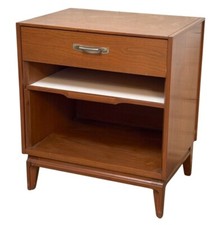 Single Mid-Century End Table w/ Pullout Tray