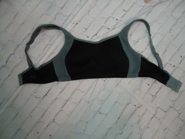 C9 By Champion Women’s Active Bra Black / Gray Logo Front Size D34/75