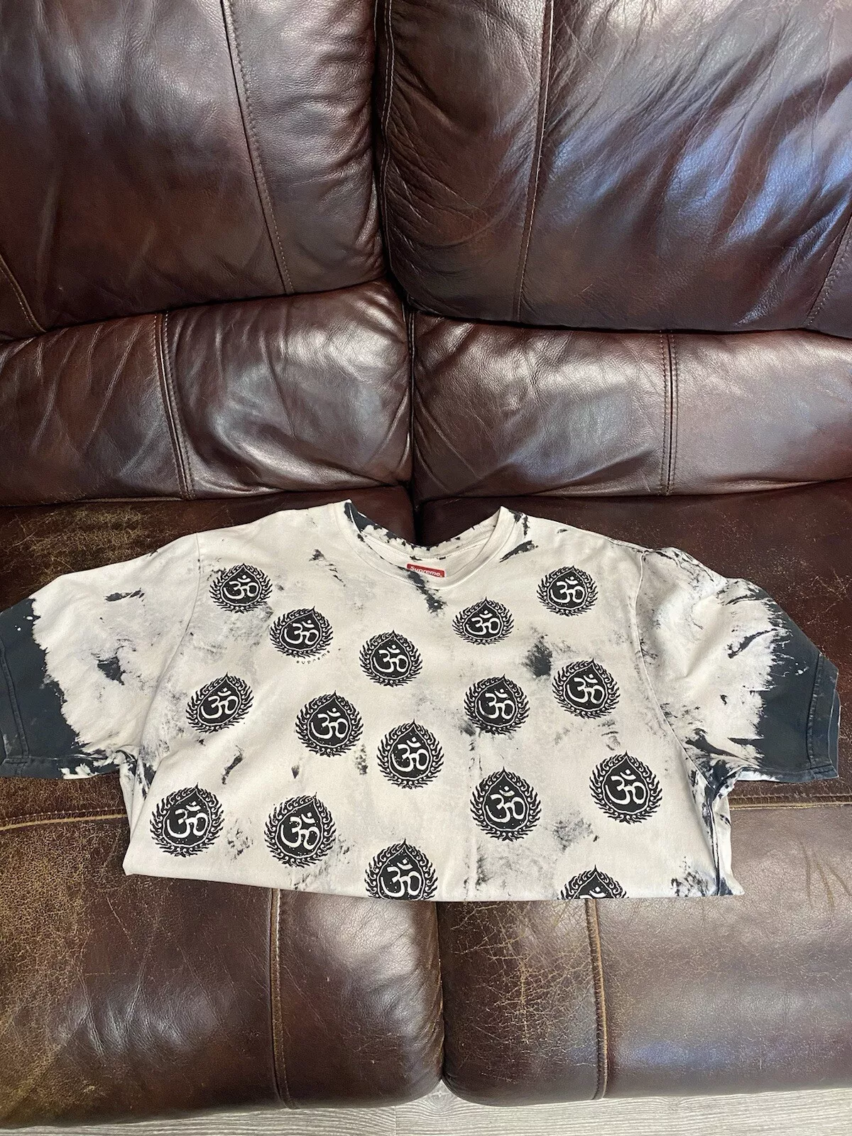 Taille : L   Tee shirt Supreme OM