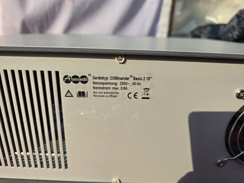 Guter Auerswald COMmander Basic 2 19" TK Anlage, 230V, max. 0,8A+ Griff - Bild 14 von 15