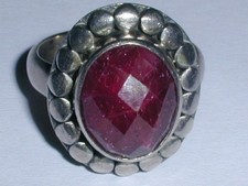 STUNNING GR STERLING SILVER FACETED RUBY RING- SIZE 5 1/2