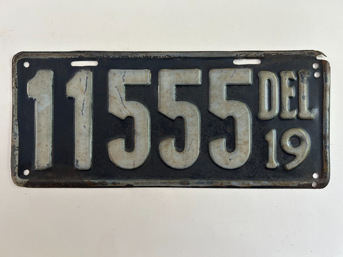 1919 Delaware License Plate 100% All Original Paint - Very Tough Paint Year