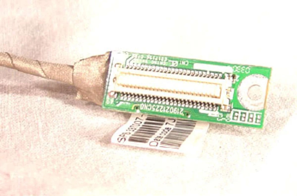 Compaq X1000 Presario Laptop 15.4" LCD Screen w/Case notebook computer - Image 2 of 2