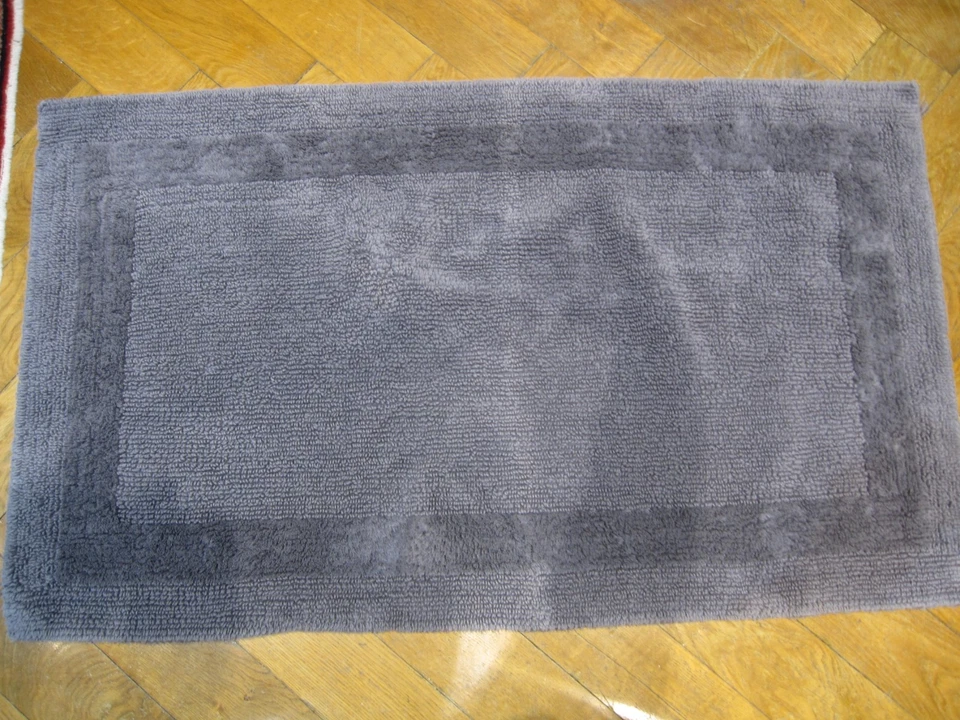 Badezimmer-Teppich zweiseitig "KLEINE WOLKE" d'grau Gr. ca. 122x72 cm f. NEU