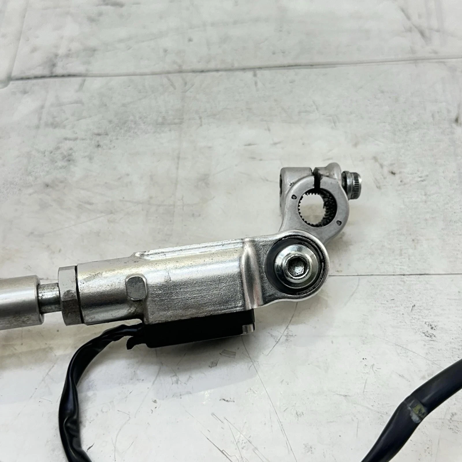 2016 - 2019 DUCATI 959 PANIGALE QUICKSHIFTER LINKAGE SHIFT LINK ROD QS SENSOR