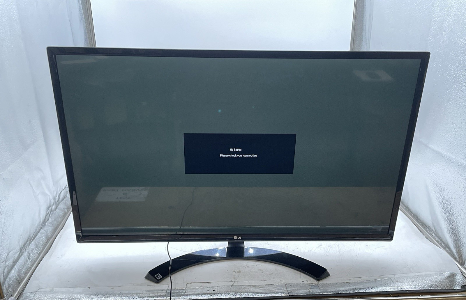 LG 32MA70HY-PA 32 Inch Monitor HDMI VGA DisplayPort 16:9 Bla