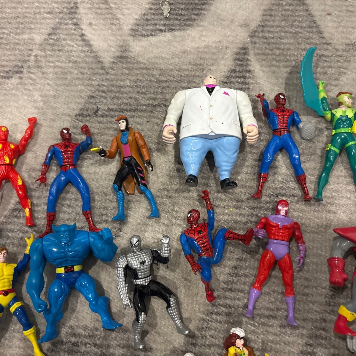 Vintage 90s Marvel DIE-CAST Metal Mini Figures Lot (26) Marvel