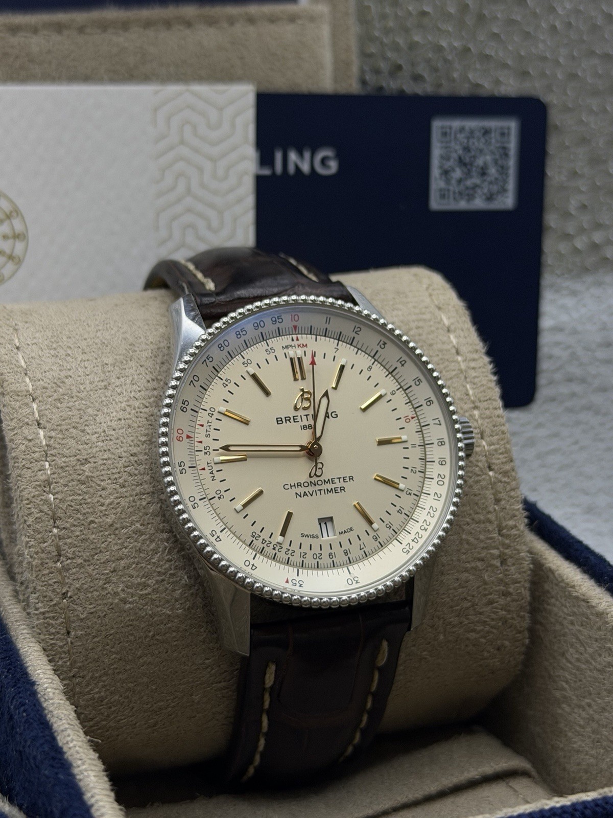 2022 White Breitling Navitimer 41 automatic mens watch A17326 - box & papers