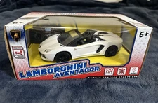 World Tech Toys 1:24 Licensed Lamborghini Aventador Convertible RC Car Brand New
