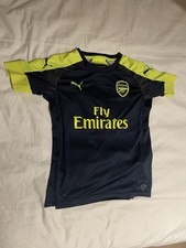Puma Arsenal shirt 11-12 year olds