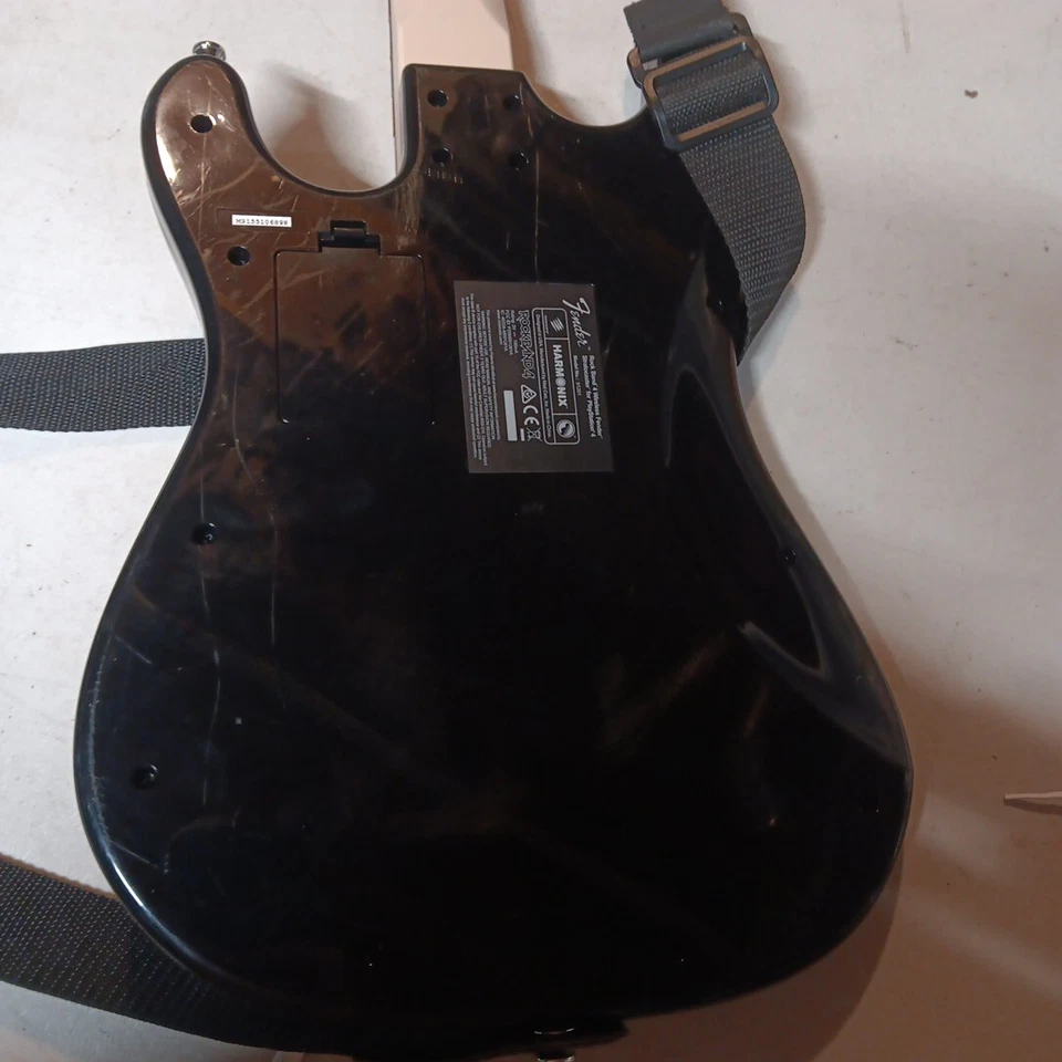 Controlador de guitarra inalámbrico Fender Stratocaster Rock Band 4 - negro Foto 4 de 4