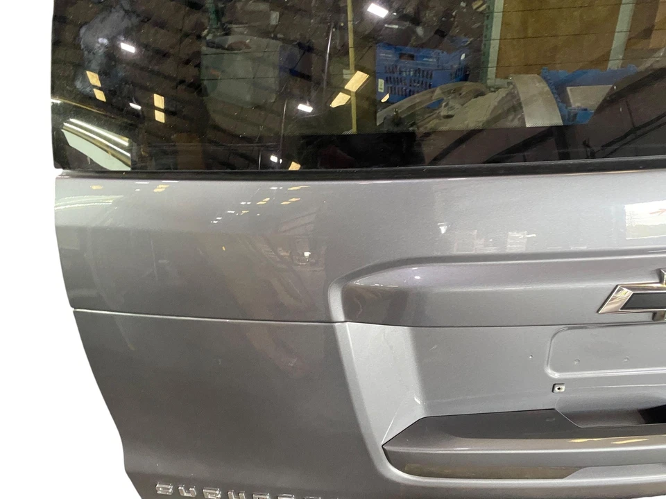 2015 - 2020 CHEVY SUBURBAN OEM TRUNK POWER LIFT LIFTGATE *REPAINTED+SCRATCHES* Foto 4 de 4