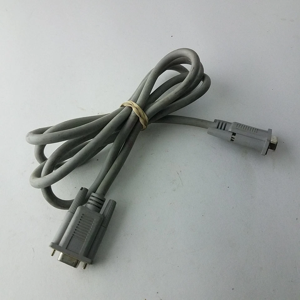 VGA 15-pin Extension Cable DB15 6 Ft Gray - Image 4 of 4