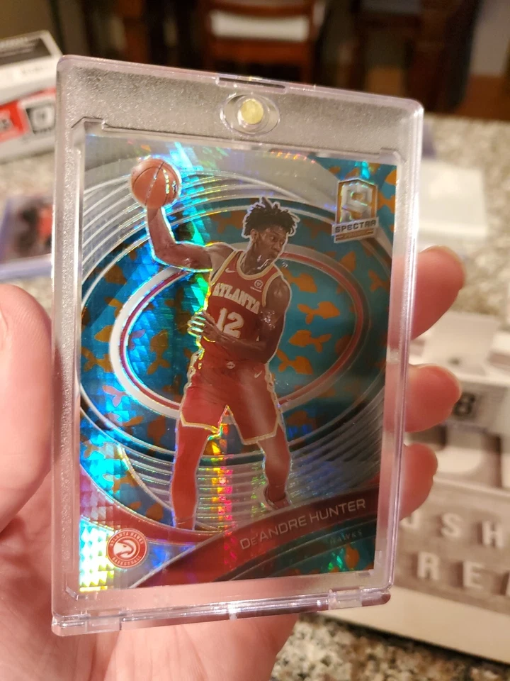 2020 Panini Spectra DeAndre Hunter Prizm 10/49 - Image 2 of 4