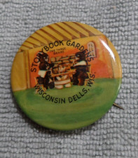 Vintage Storybook Gardens Wisconsin Dells Wis The Three Bears 1.75" Pinback Pin