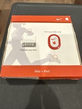 NIKE  IPOD SPORT KIT - DESIGNED BY APPLE  NIKE - FITS IN YOUR NIKE  SHOE 