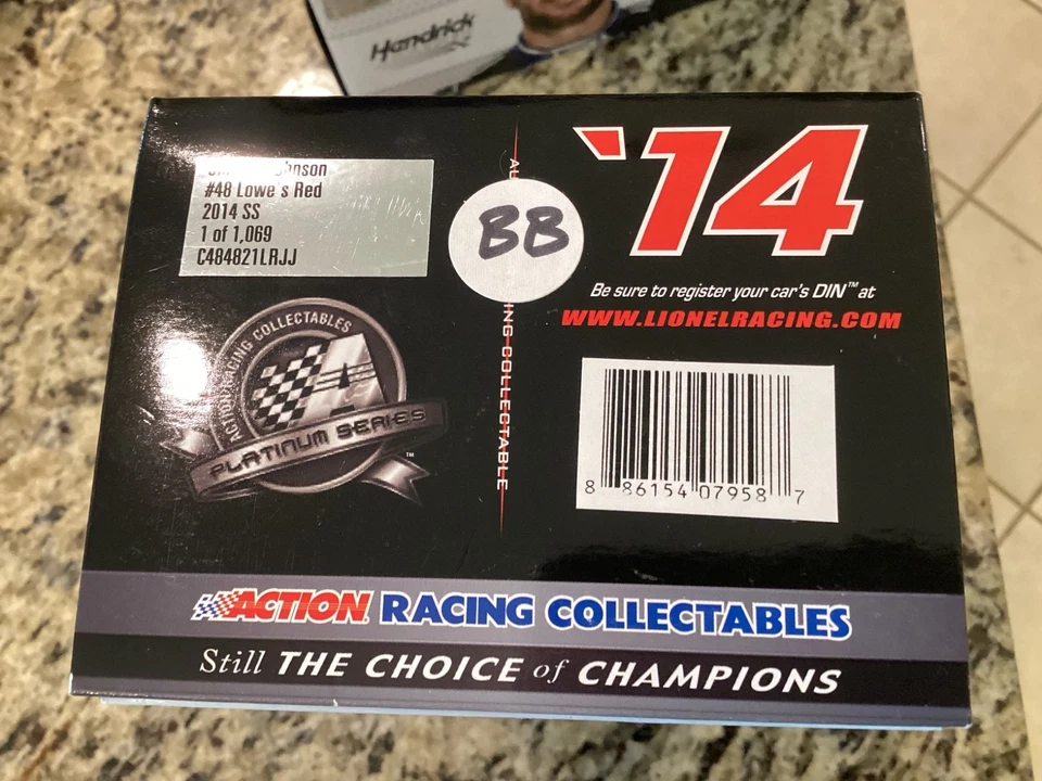 1/24 Lionel #48 Jimmie Johnson Lowe’s Red 2014 SS NASCAR - Image 4 of 4