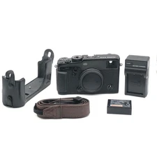 Fujifilm X-Pro3 26.1MP Mirrorless Interchangeable Lens Camera -Black （very nice）