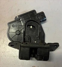 12-17 Toyota Prius V Hybrid Rear Trunk Lock Latch Mechanism Actuator OEM