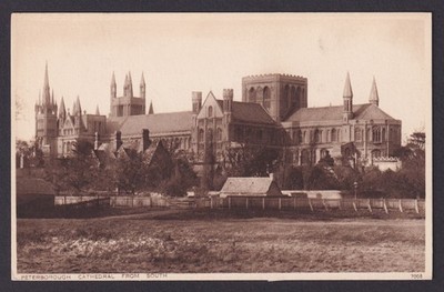 ENGLAND, Vintage postcard, Peterborough cathedral, Unused