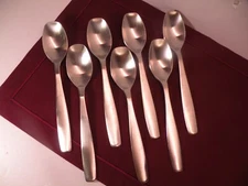 SET OF 7 GOURMET SETTINGS NON-STOP Place Satin Stainless OVAL SOUP SPOONS 7 7/8"