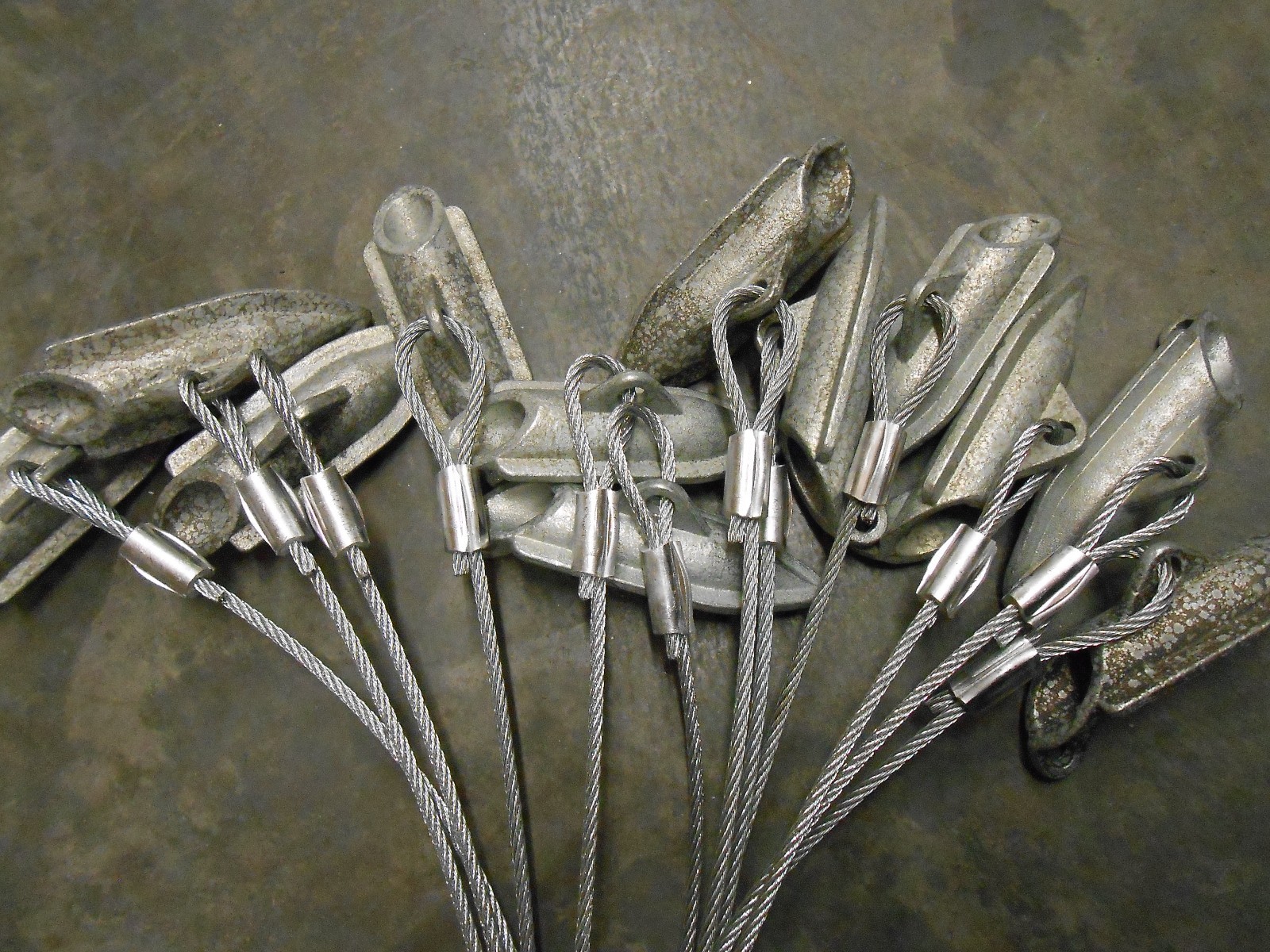 QTY 12 FINNED SUPER STAKE TRAP ANCHORS WITH 18 INCH LONG 1/8 CABLE eBay