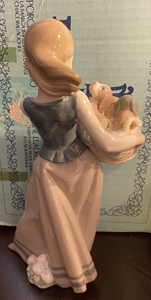 LLADRO 1311 Girl with Puppies Retired! Condition! Original Blue