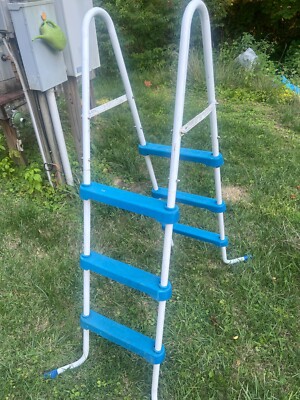 Intex Above Ground Steel Frame Swimming Pool Ladder for 42-In - Used