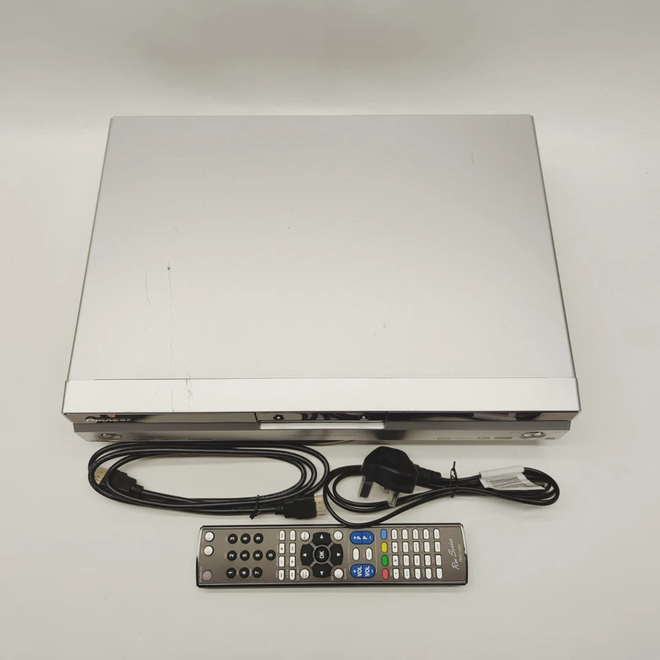 Pioneer DVR-545HX-S 160GB Freeview HDMI Built in DVD Recorder - Silver - Image 3 of 4