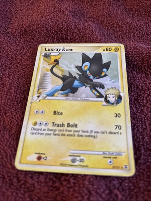 Rising Rivals #9/111 Luxray GL cosmo holo MP