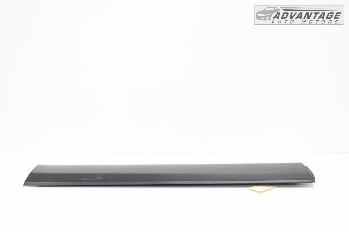 2020-2023 MAZDA CX-30 FRONT LEFT SIDE LOWER DOOR MOLDING TRIM OEM