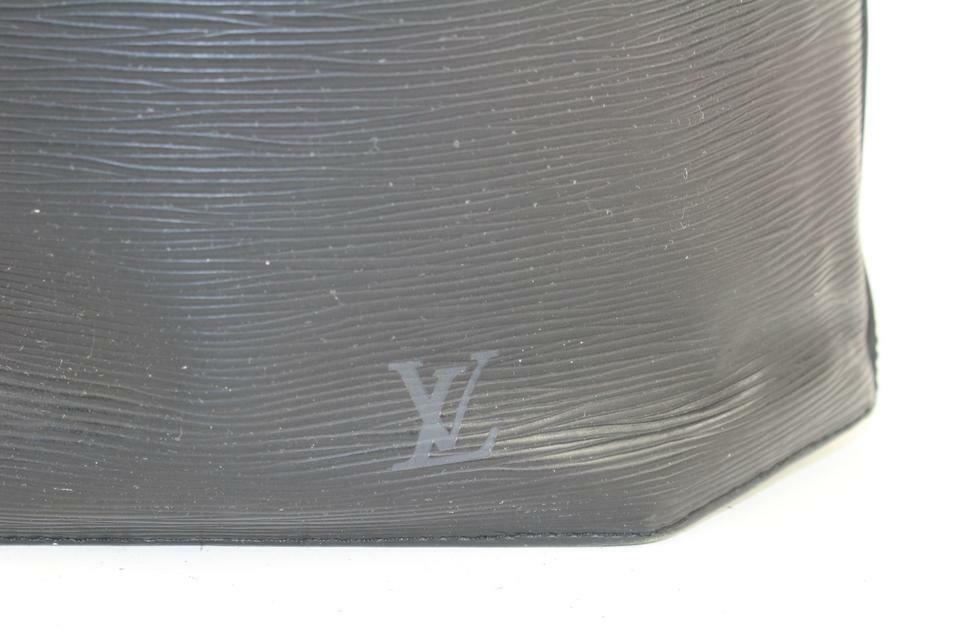 Louis Vuitton Black Epi Leather Noir Sac a Dos Sling Louis Vuitton Black Epi Leather Noir Sac a Dos Sling