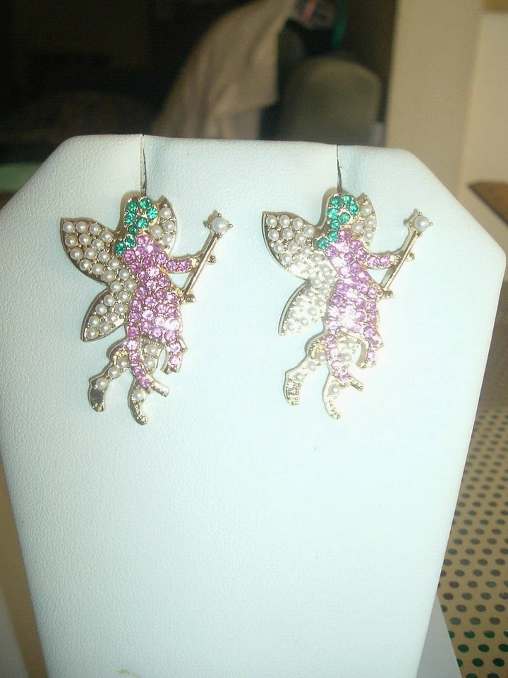 МНОГОЦВЕТНЫЙ АНГЕЛ кристаллы жемчуг крылья + палочка Betsey Johnson пирсинг серьги новый с ярлыками - Изображение 3 из 4