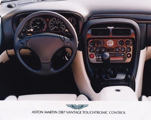 ASTON MARTIN DB7 VANTAGE TOUCHTRONIC CONTROL L.H.D. LENKRAD & FACIA FOTO