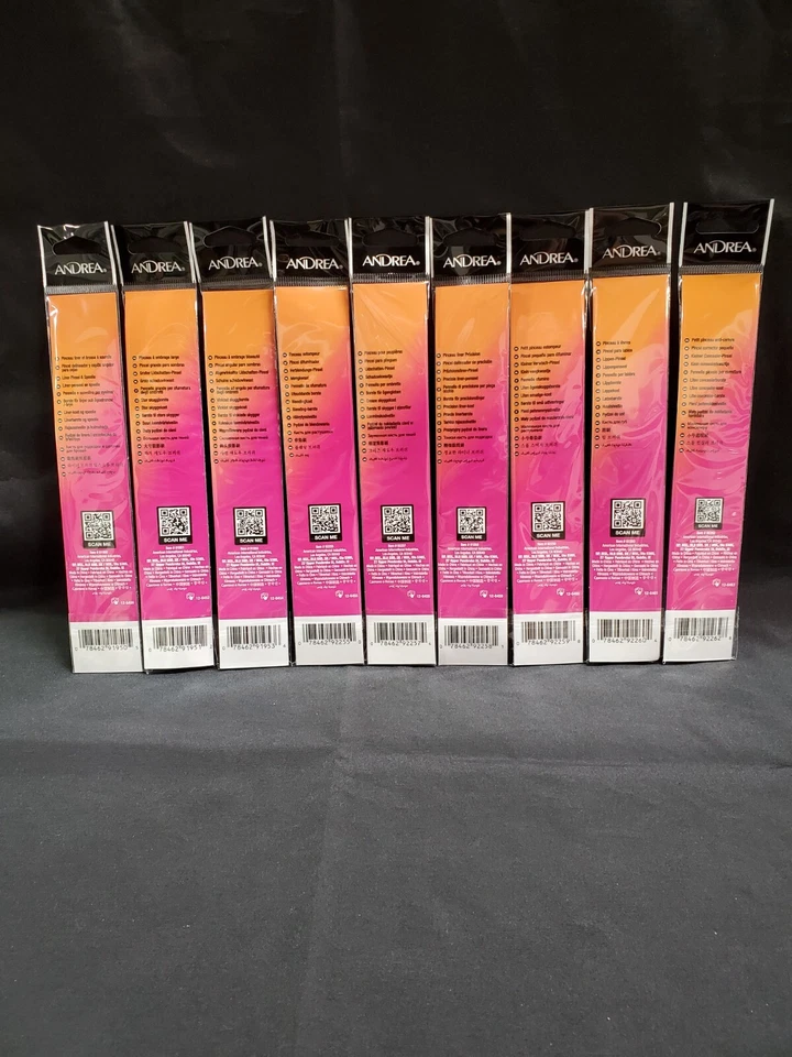 Juego de brochas de maquillaje sintético con infusión de carbón Andrea (paquete de 9) Foto 2 de 2