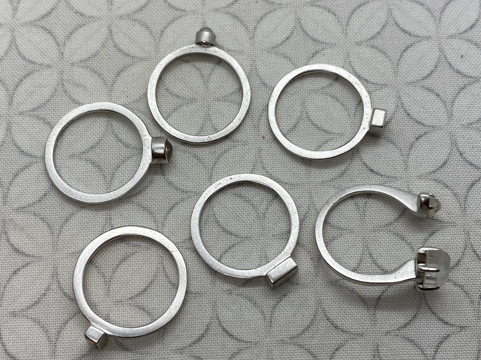 Kendra Scott Phoebe Stacking 6 Ring Set Silver to… - image 4