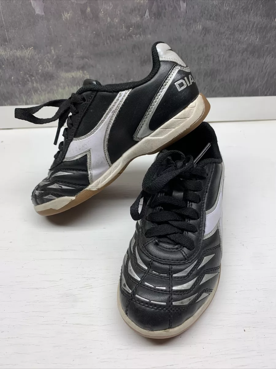 Diadora indoor deals