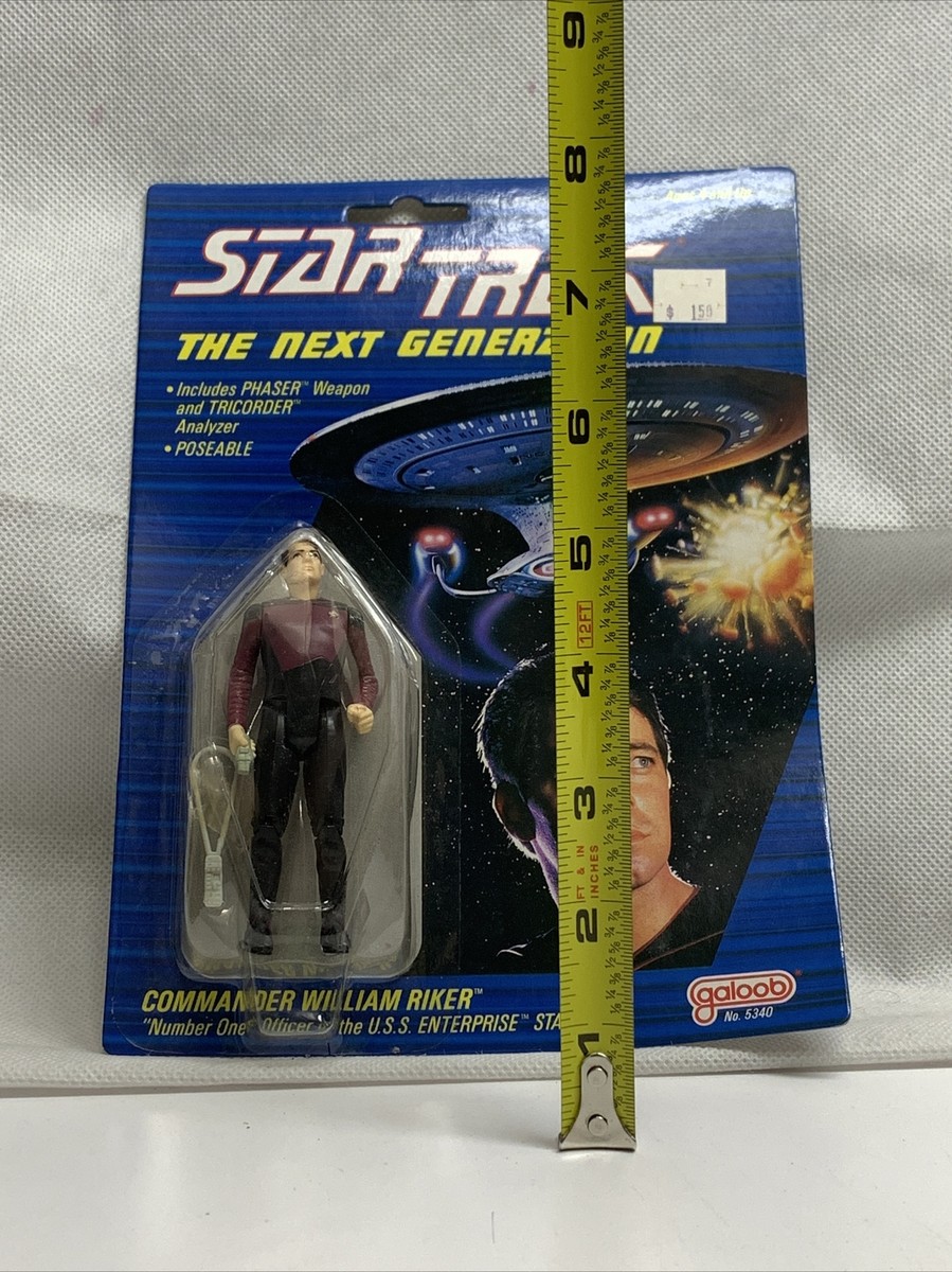 STAR TREK THE NEXT GENERATION COMMANDER RIKER ACTION FIGURE
